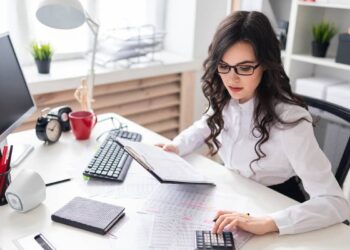 ASISTENCIA A LA DIRECCIÓN