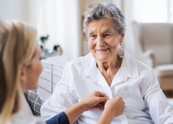 ATENCIÓN SOCIOSANITARIA A PERSONAS EN EL DOMICILIO