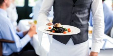 SERVICIOS DE RESTAURANTE